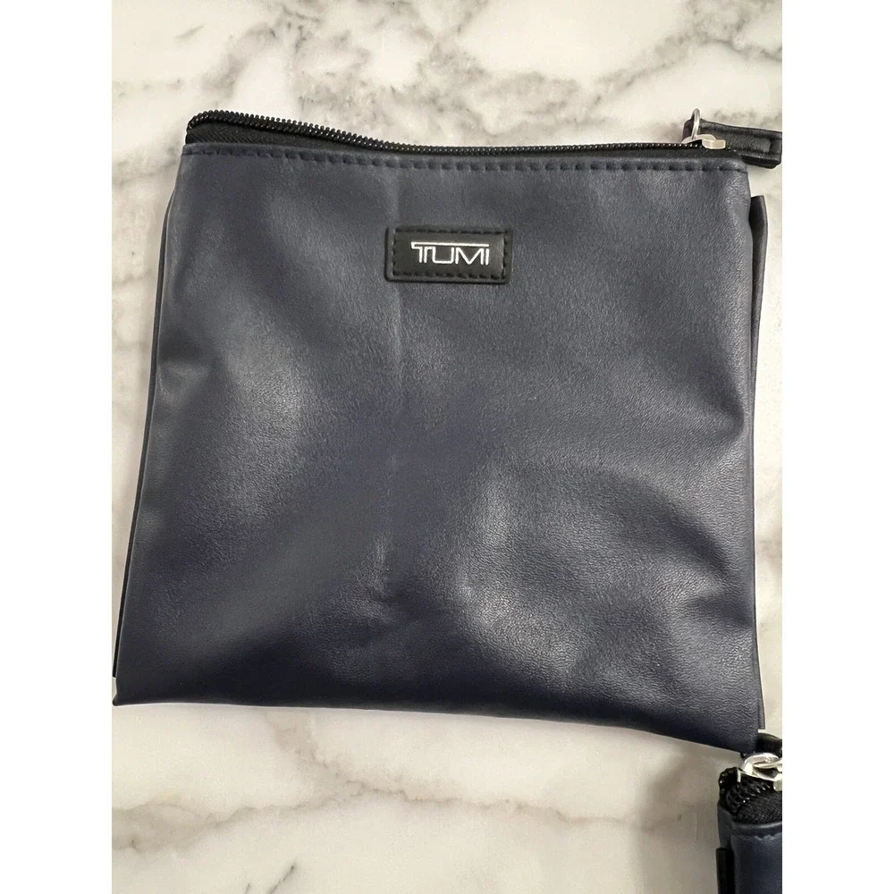 2 Delta First Class Amenity Kit By Tumi Luggage Travel Accessories 1 Empty Bag